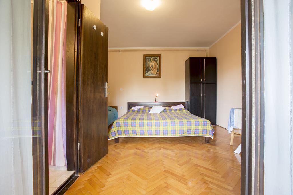 Guest House Nada 392 Pula Bagian luar foto